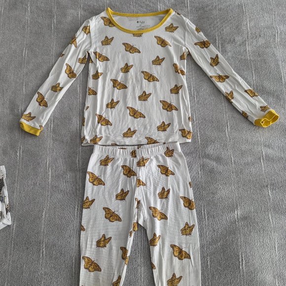 Three Kyte Baby 3T toddler long sleeve pjs - Picture 4 of 9